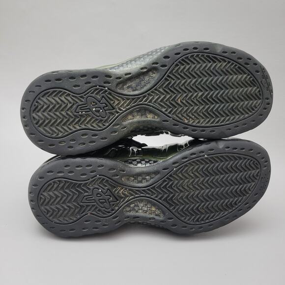 Size 9.5 - Nike Air Foamposite One Legion Green - Picture 13 of 16